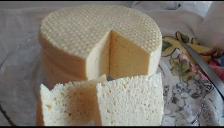 Queijo meia cura direto de Minas Gerais - Queijo Furadinho  - Foto 2