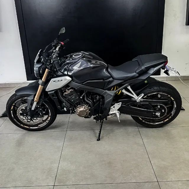 CB 650R - Foto 2