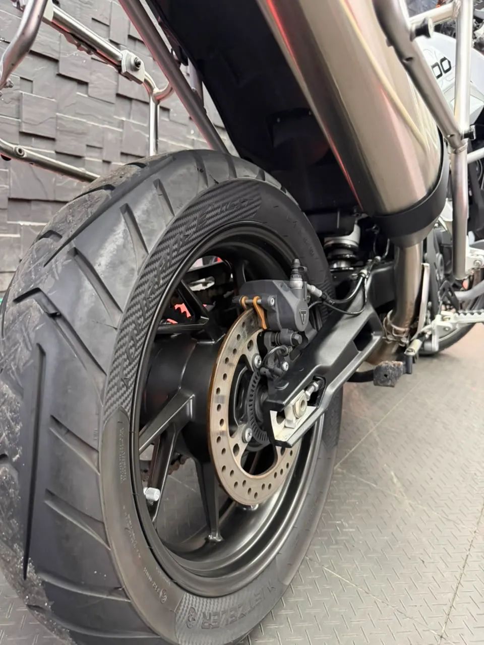 Triumph - Foto 2