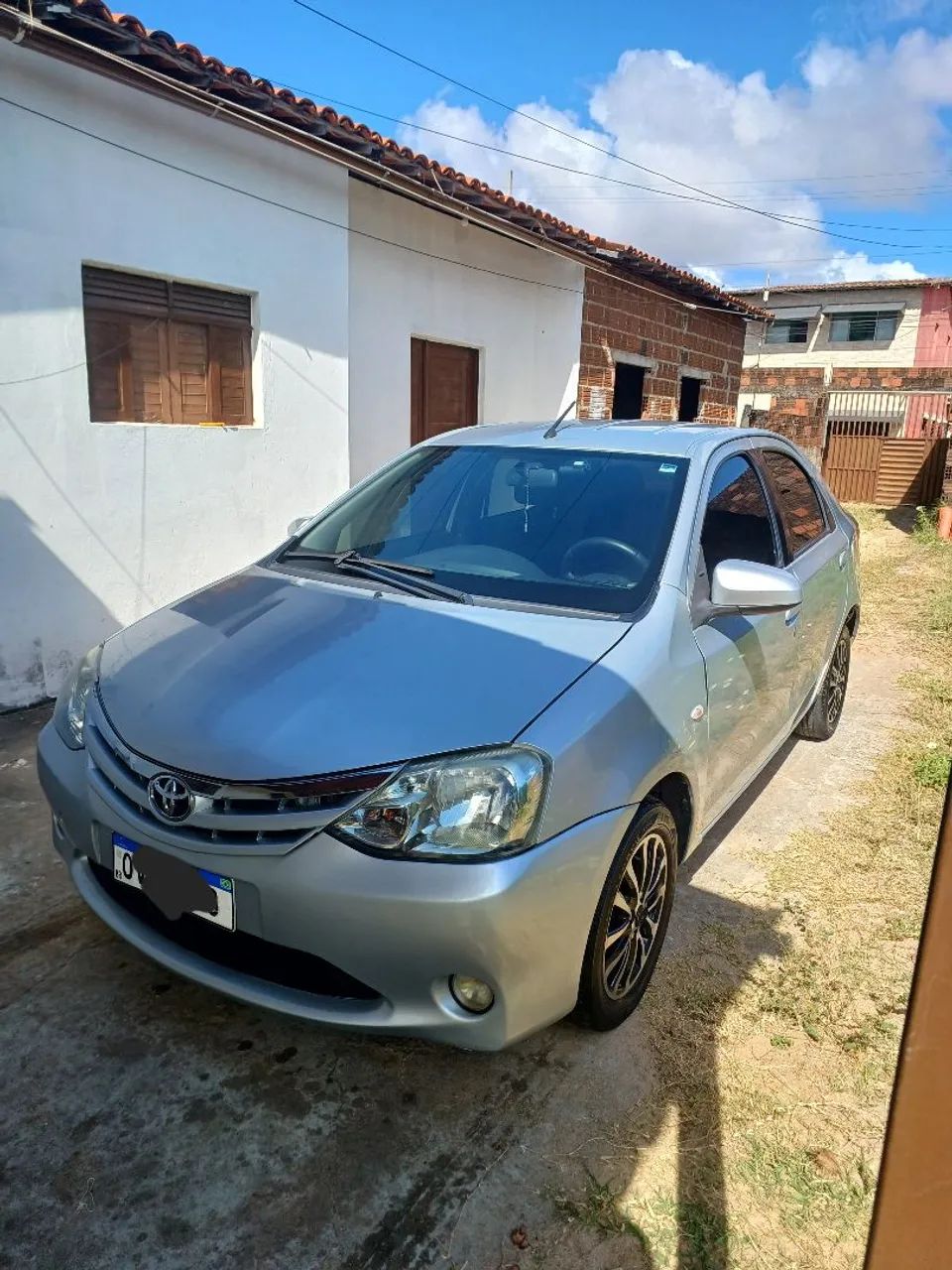 Toyota Etios ETIOS XLS Sedan 1.5 Flex 16V 4p Mec. 2014