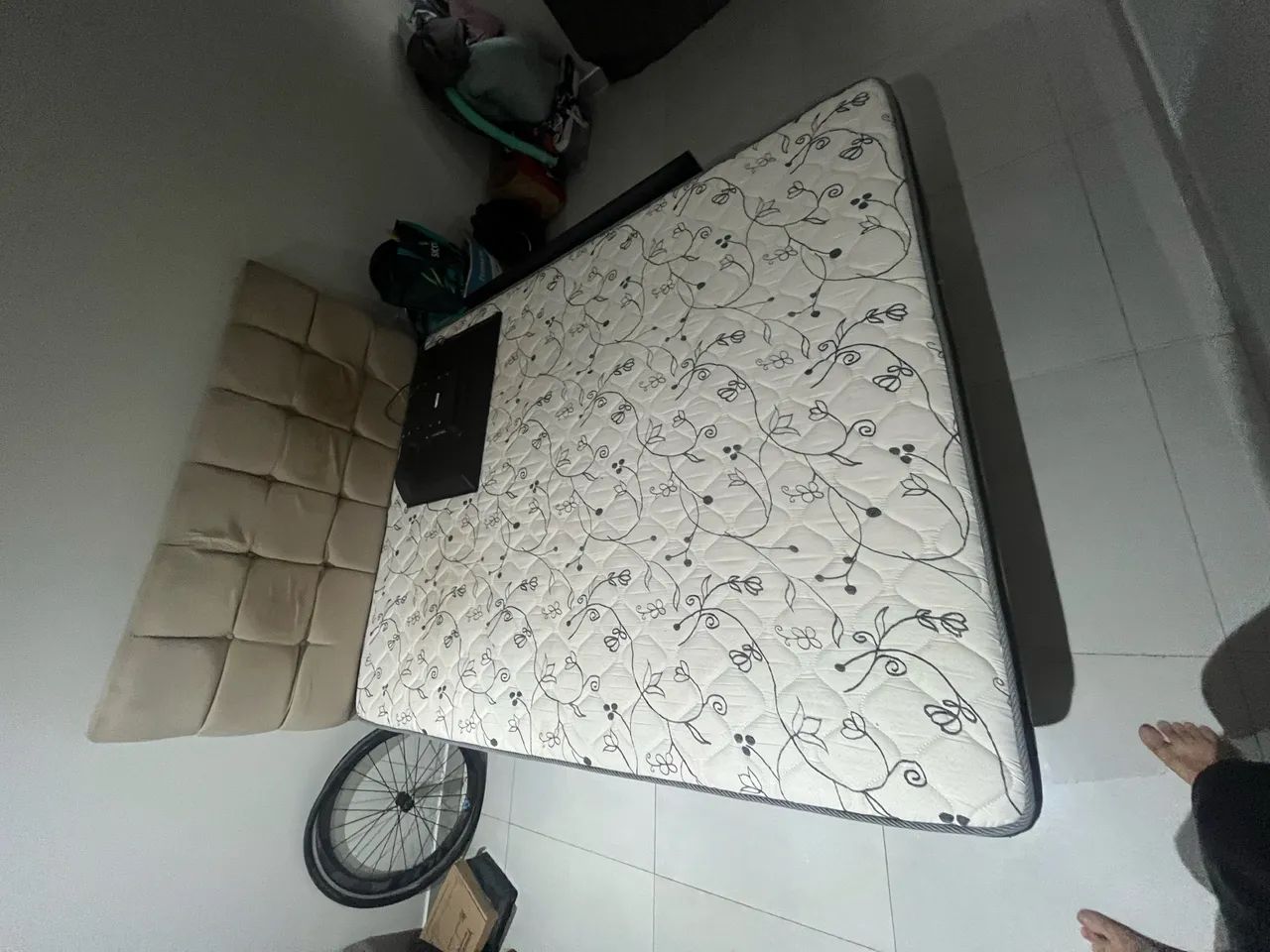 Vendo guarda + box + colchão  - Foto 2