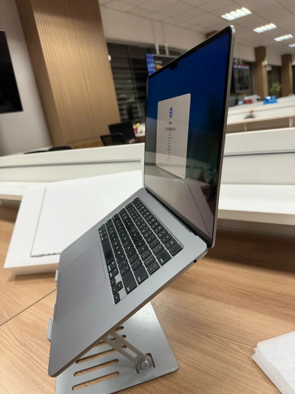 MacBook Air M3 - 16/256 apple care + - Foto 5