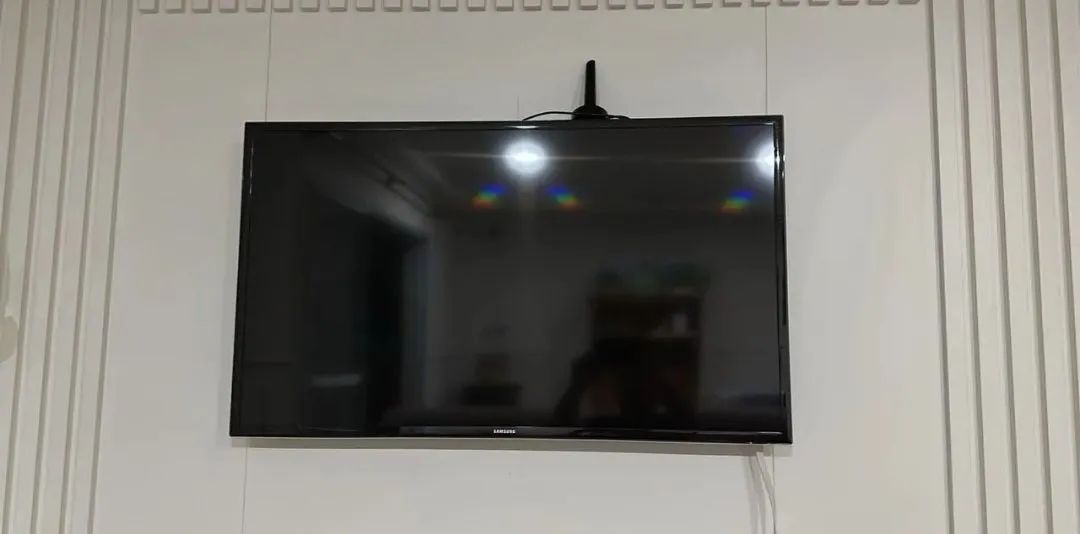 Vendo tv 43 plgd não e smart ok