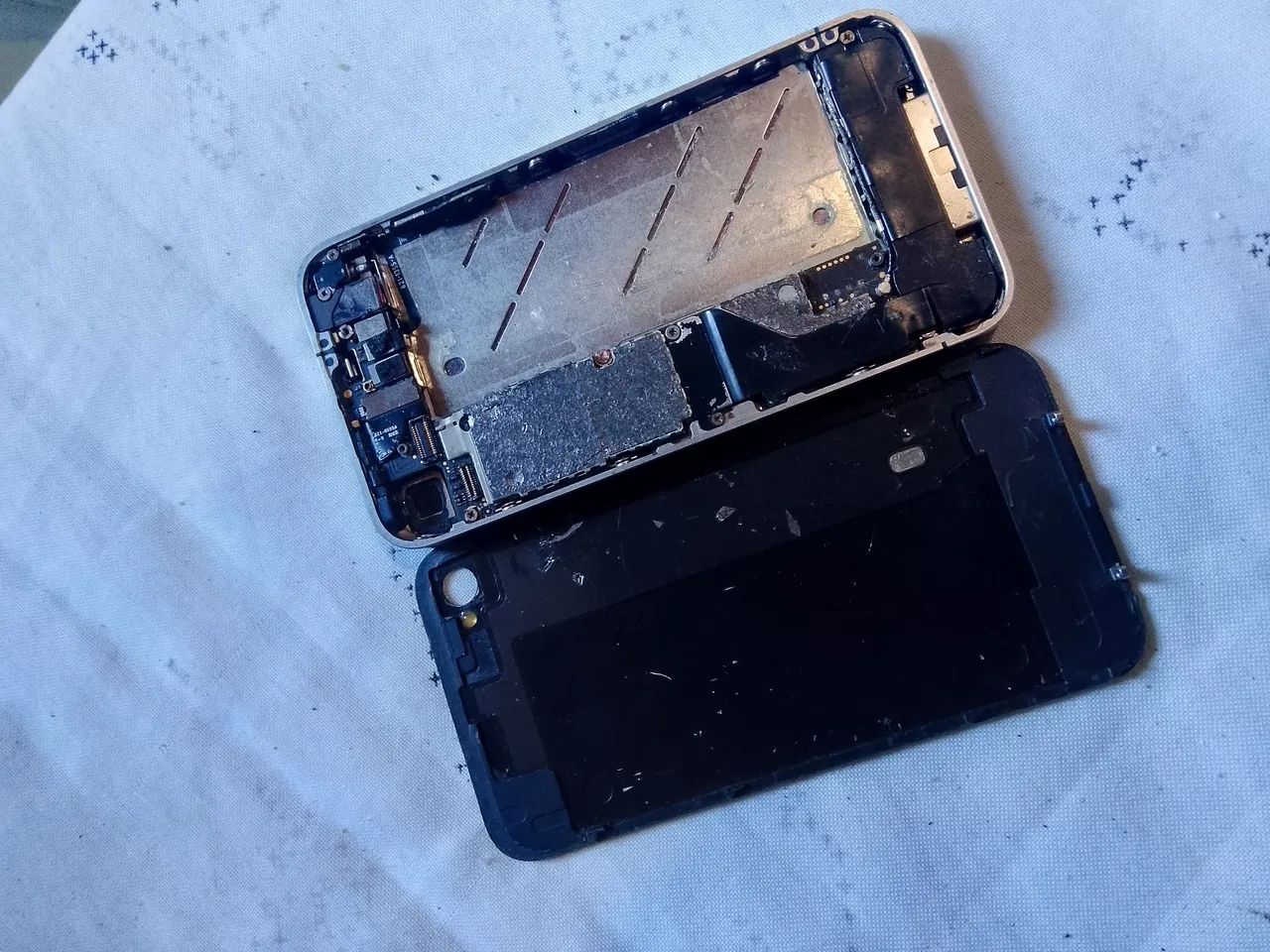 iPhone 4 32GB Para retirada de Peças Ou Conserto - Foto 4