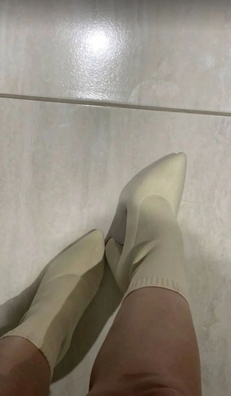bota cano alto elástico - Foto 4
