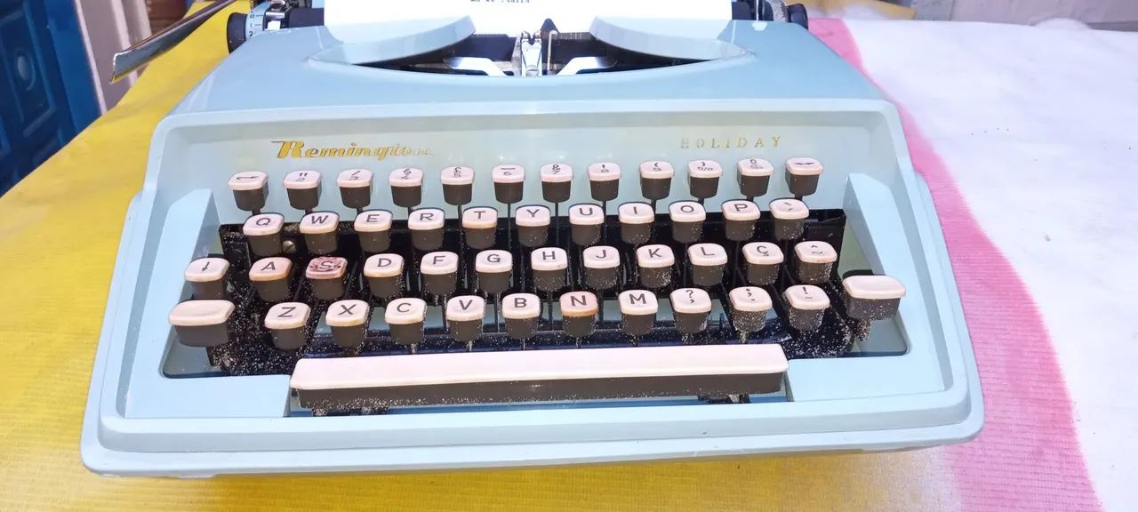 Máquina vintage de escrever  - Foto 2