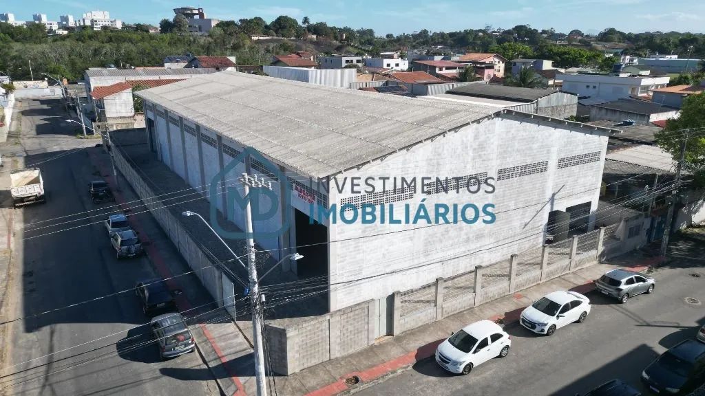 Galpão com 1.146m² com área total de 1.800m² com banheiro e vestiários em Jacaraípe - Foto 2