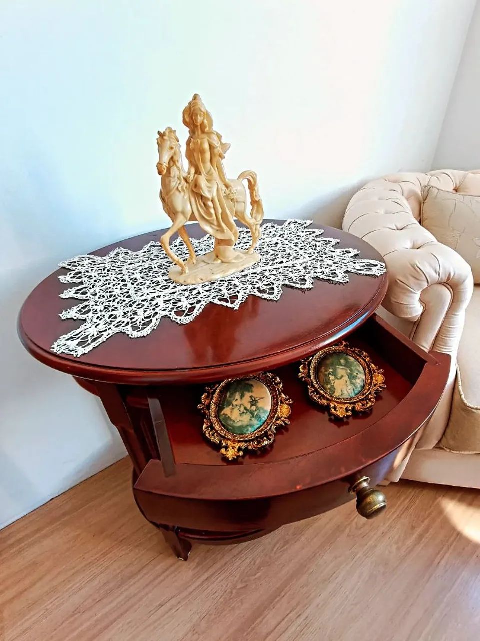Mesa lateral oval em Estilo Clássico - Foto 5