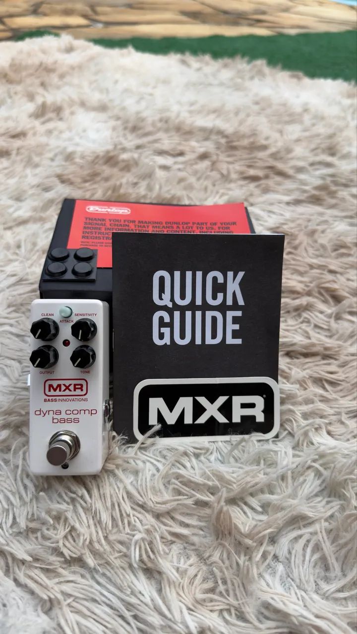 ベース MXR dyna comp bass Pedal MXR Dyna Comp Bass M282- Compressor para Contrabaixo