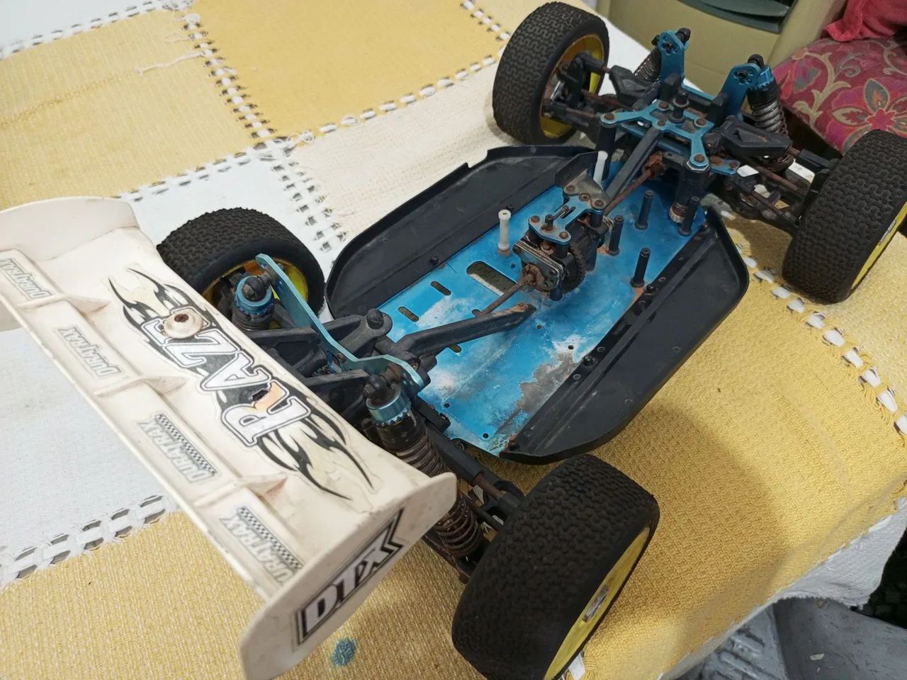 Chassis automodelo Duratraxx 1/8 - Foto 4