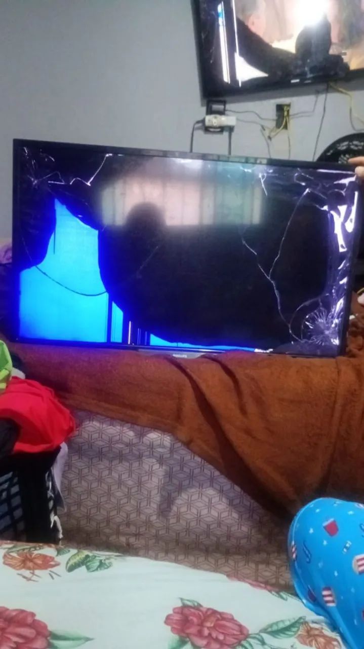Vendo TV com defeito  - Foto 2
