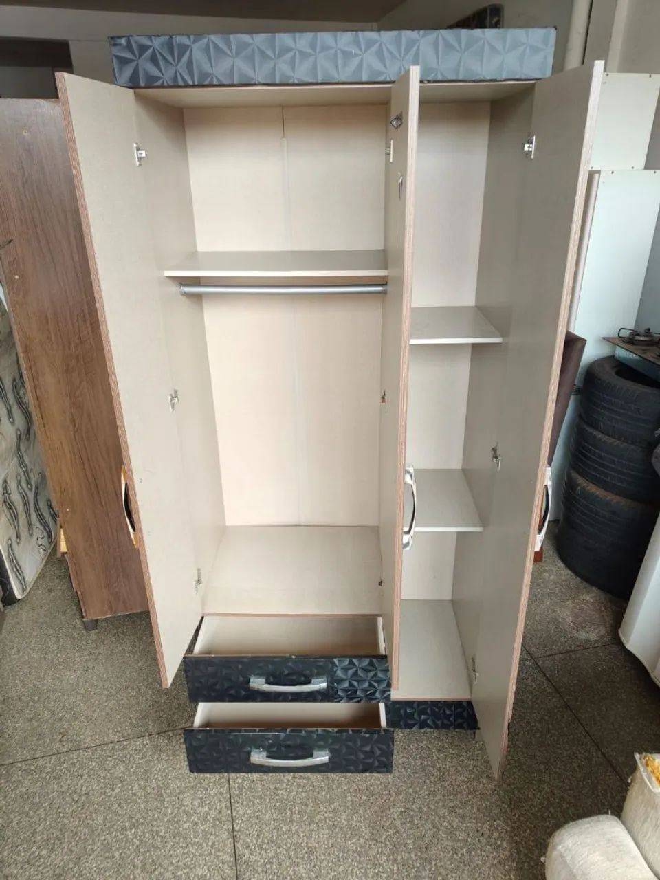 Guarda roupa de solteiro  - Foto 4