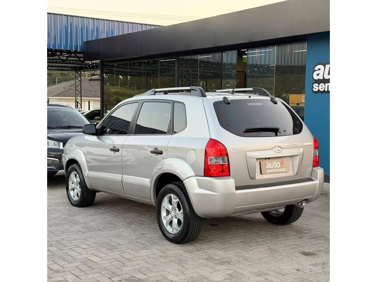 Hyundai Tucson 2.0 16V Mec. 2010 - Foto 2
