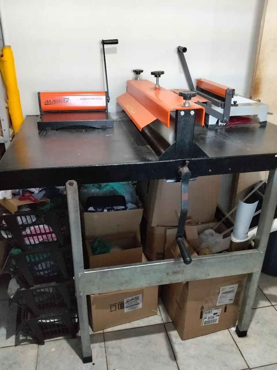 Máquina corte e vinco 80cm manual com bancada + 5 facas de corte - Foto 4