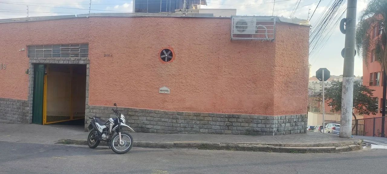 Galpao para alugar no bairro lagoinha centro 
