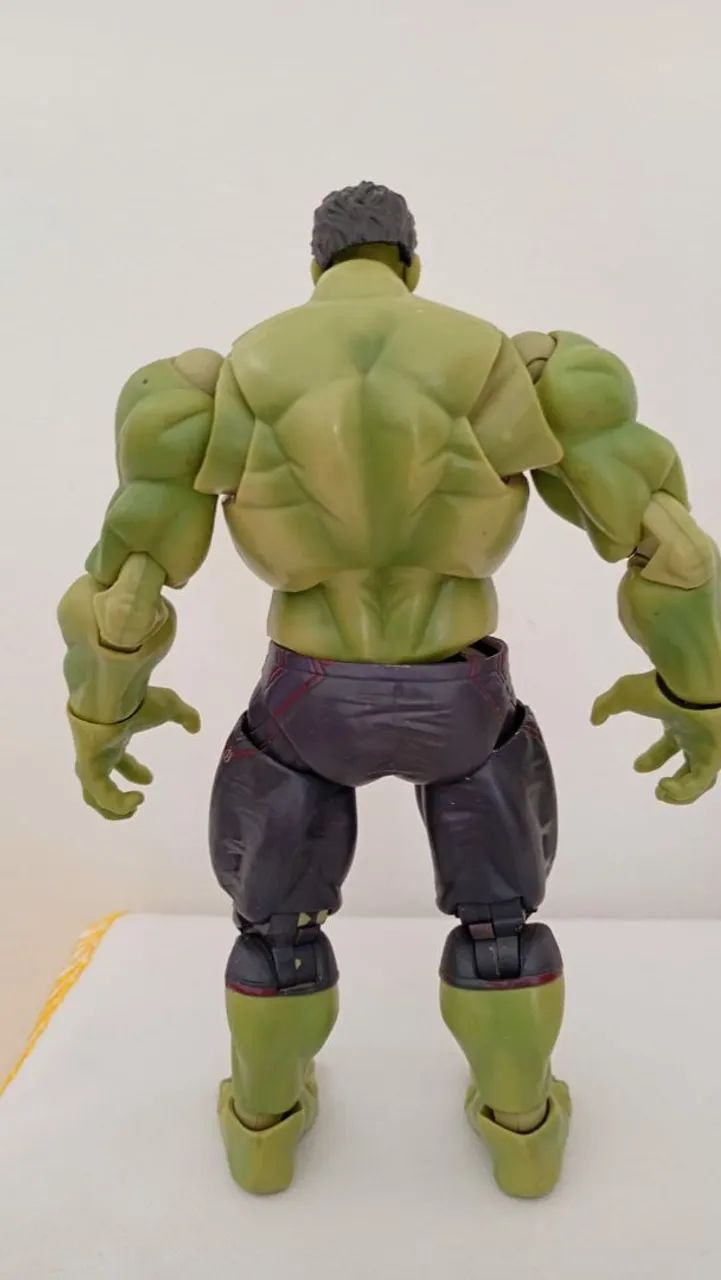 HULK SHIFIGURARTS GUERRA DE ULTRON  - Foto 3