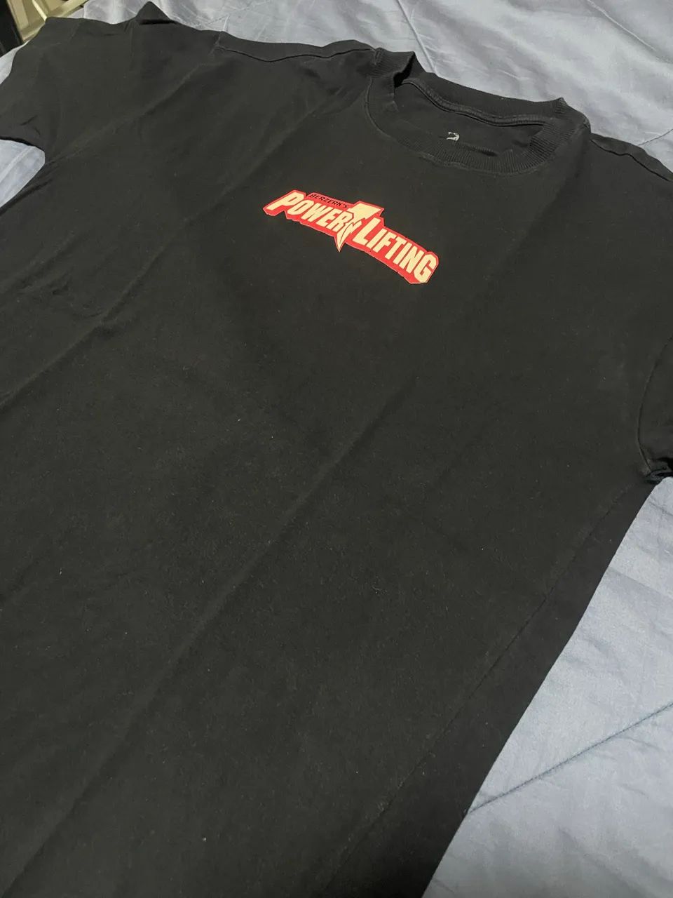 Camisa Oversized de Academia Tamanho M Usada - Foto 3