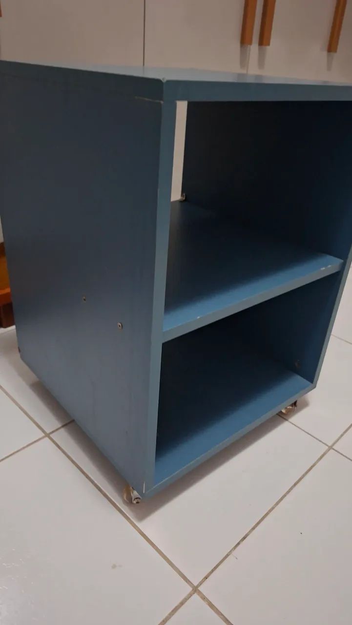 Vendo mesa lateral para ventilador ou outros
