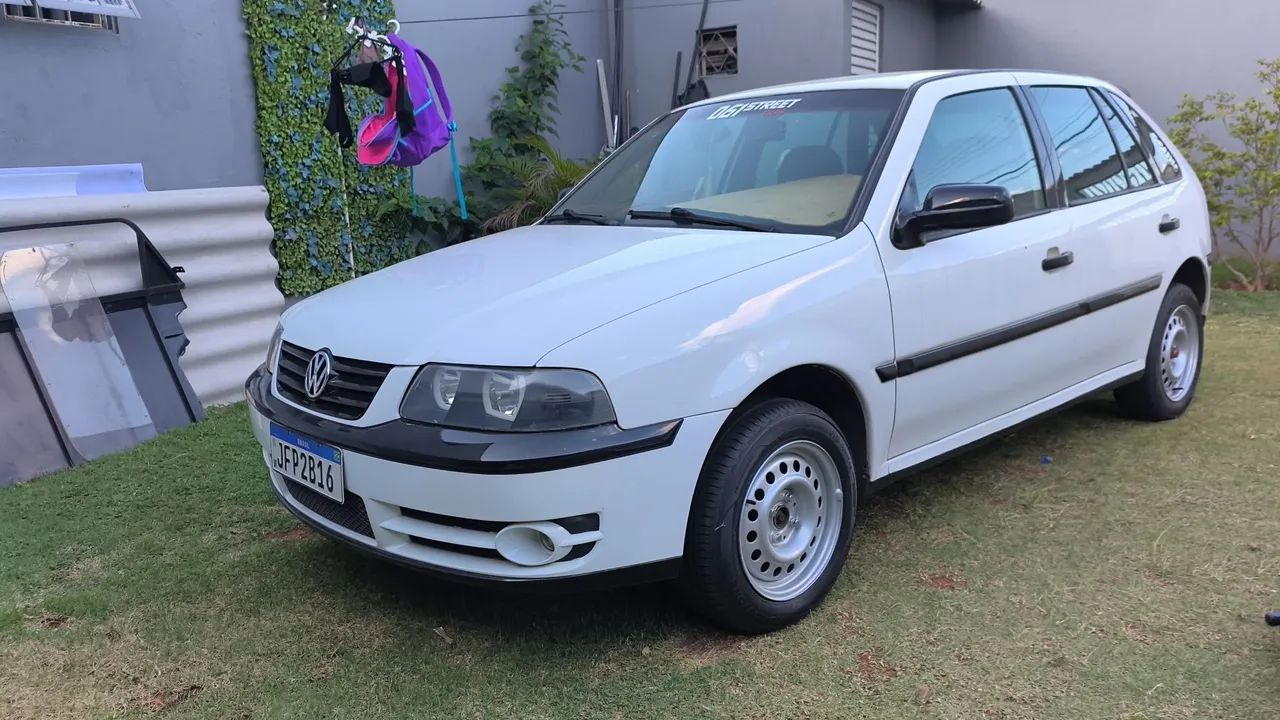 Volkswagen Gol Geração III Power 1.6 MI Total Flex Mec. 4P 2004