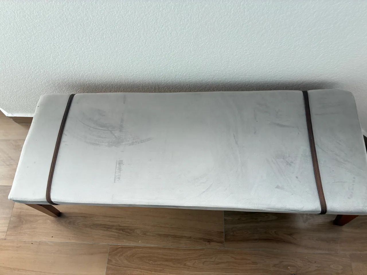 Banco estofado para sala ou quarto - Foto 2