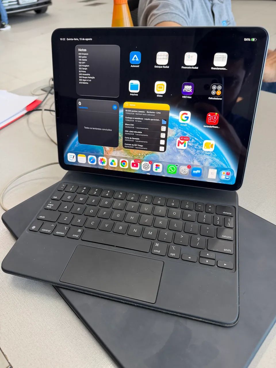 Ipad Pro 11? M2 128GB + MagicKeyboard