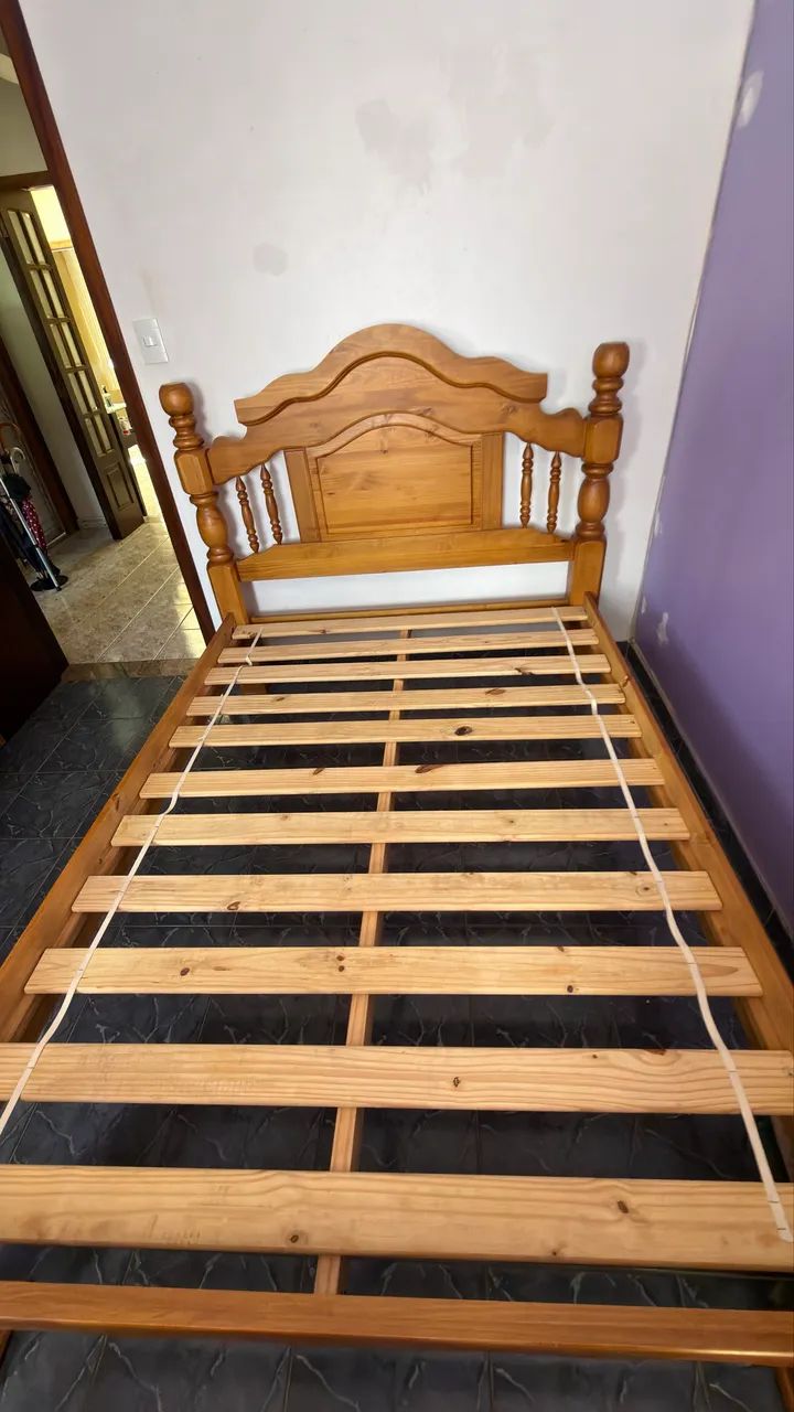 Cama Vintage Madeira Maciça 