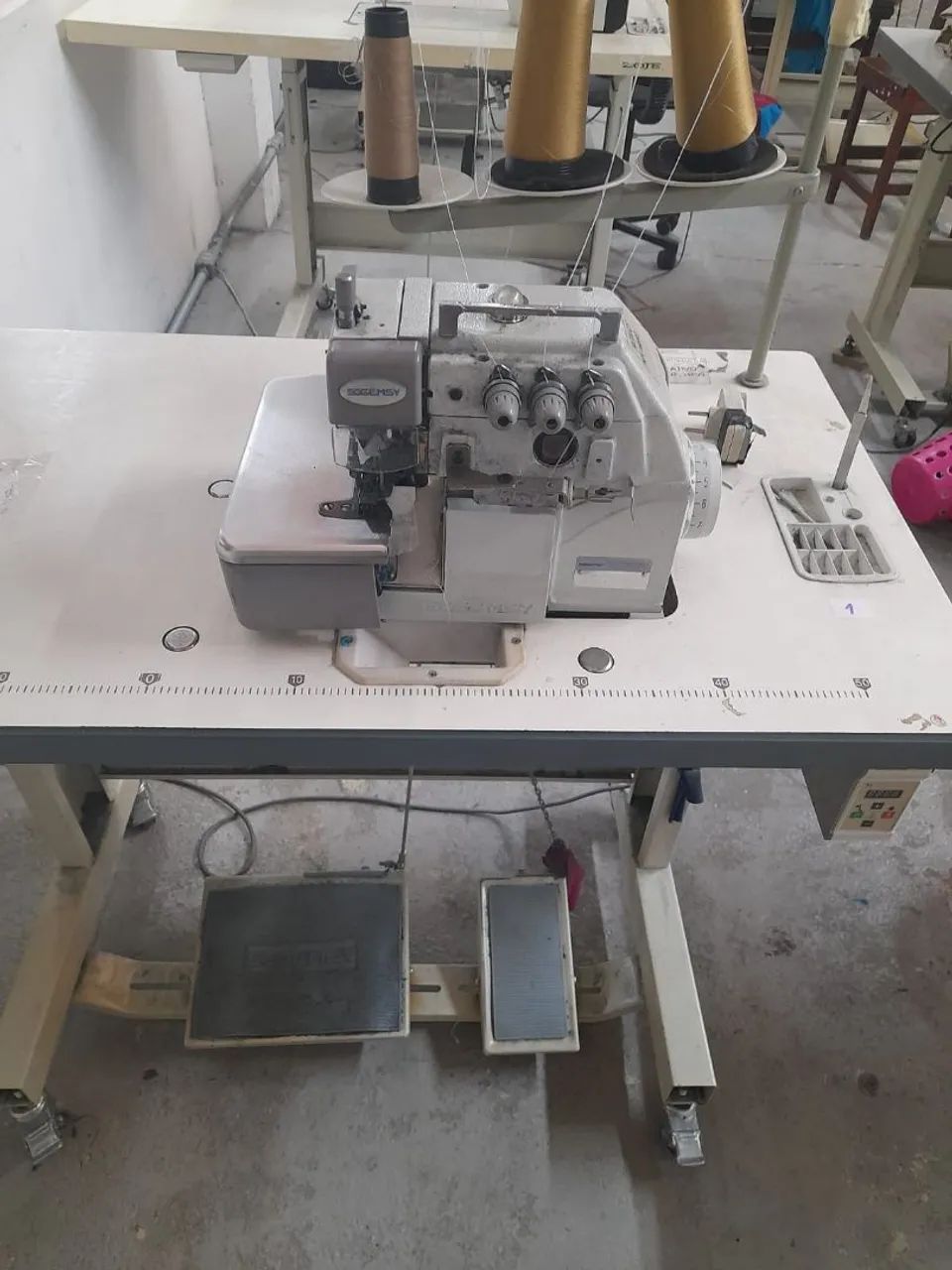 Maquina overlock SGGemsy  - Foto 2