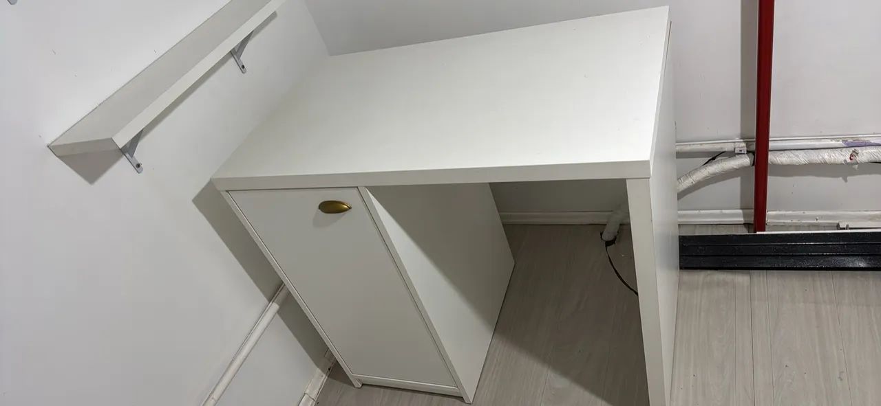 White counter with cabinet – ideal for store or office