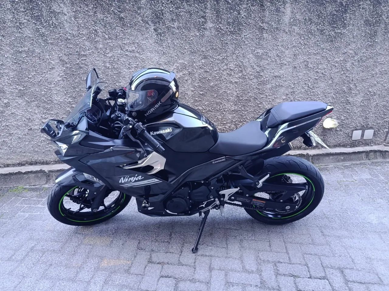 あめページ Fuel Tank Ninja ZX-12R 2006(ZX1200B6F) - Kawasaki純正部品