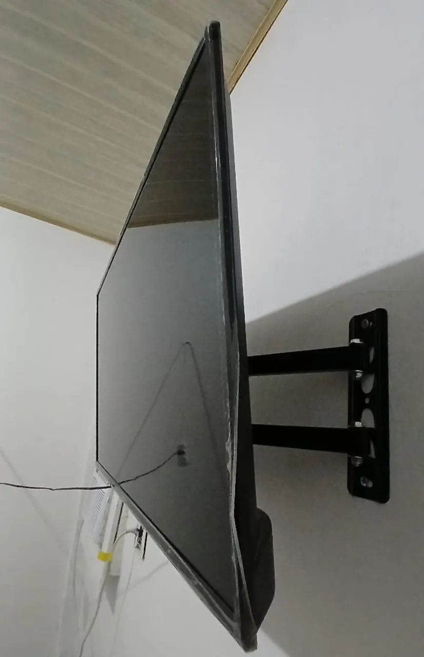 Vendo TV Panasonic 32 - Foto 2