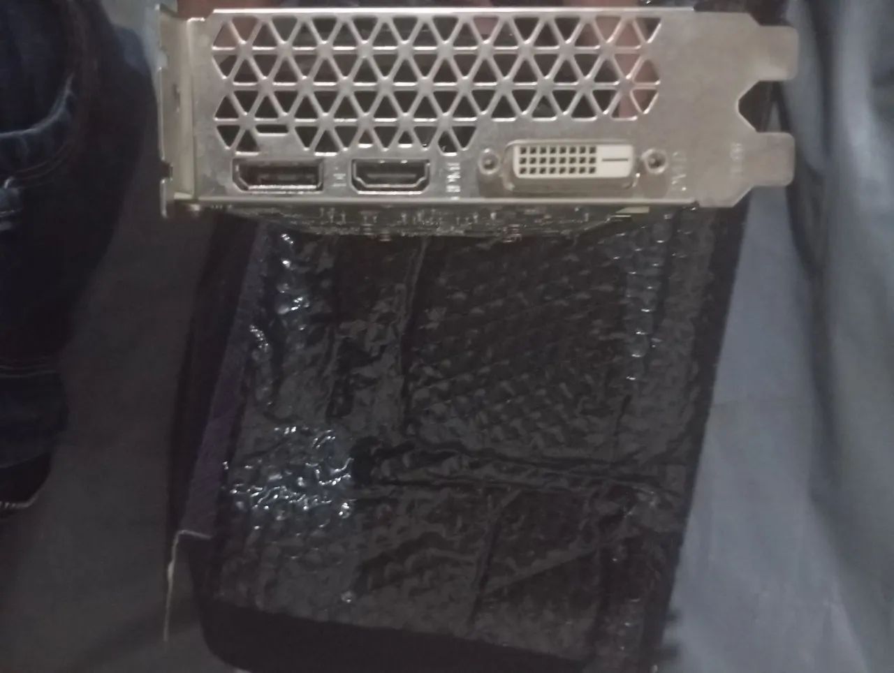 RX550 4GB - Foto 4