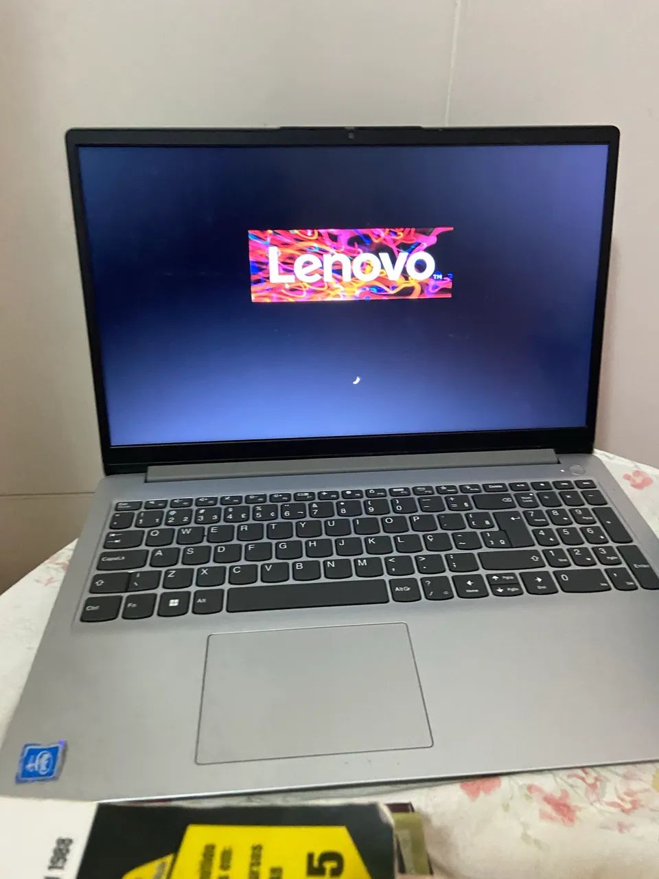 Notebook Lenovo (usado) - Foto 2
