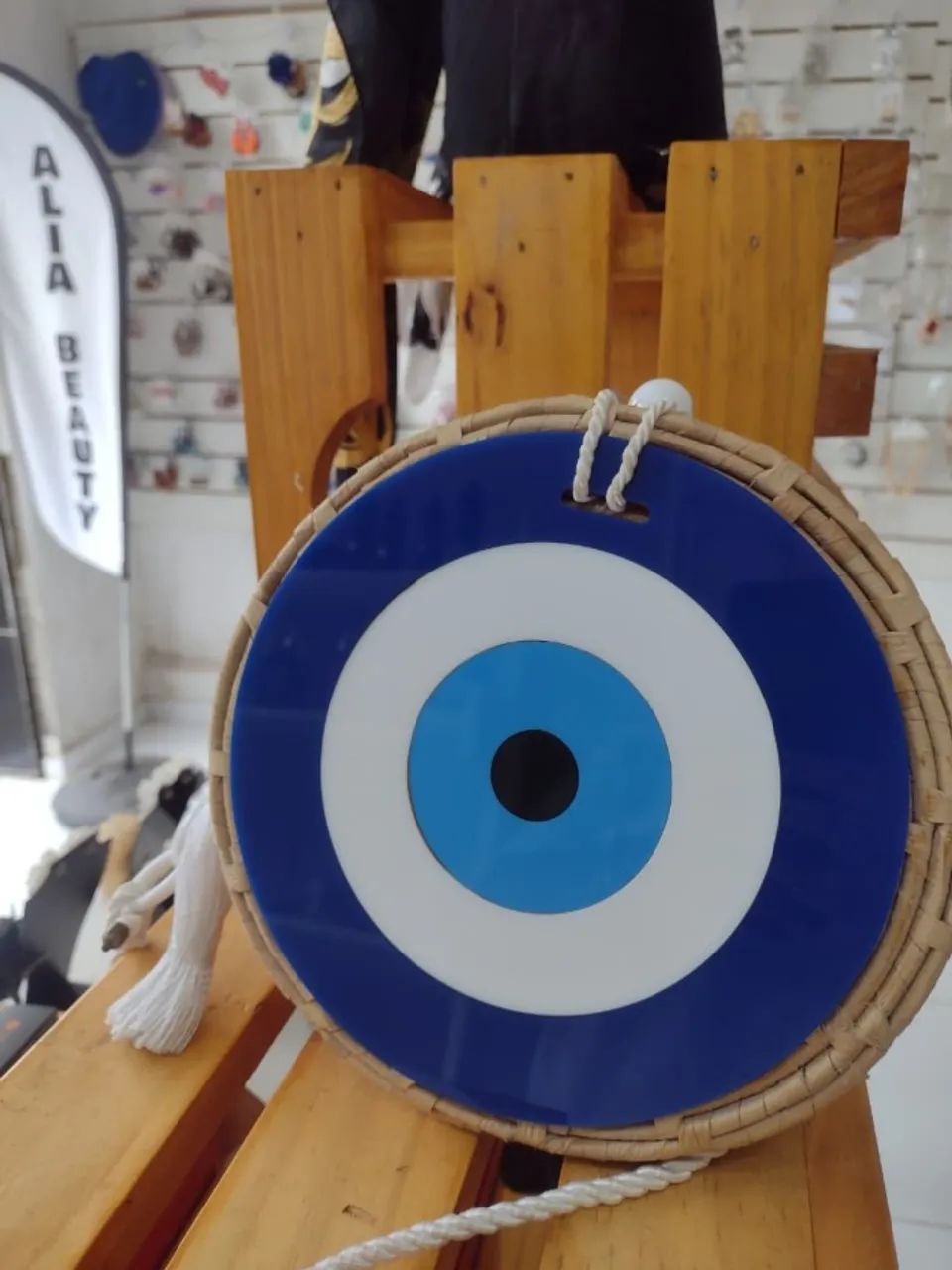 Bolsa de Palha Olho Grego Artesanal com Alça de Cordão - Estilo Praia & Verão - Foto 3