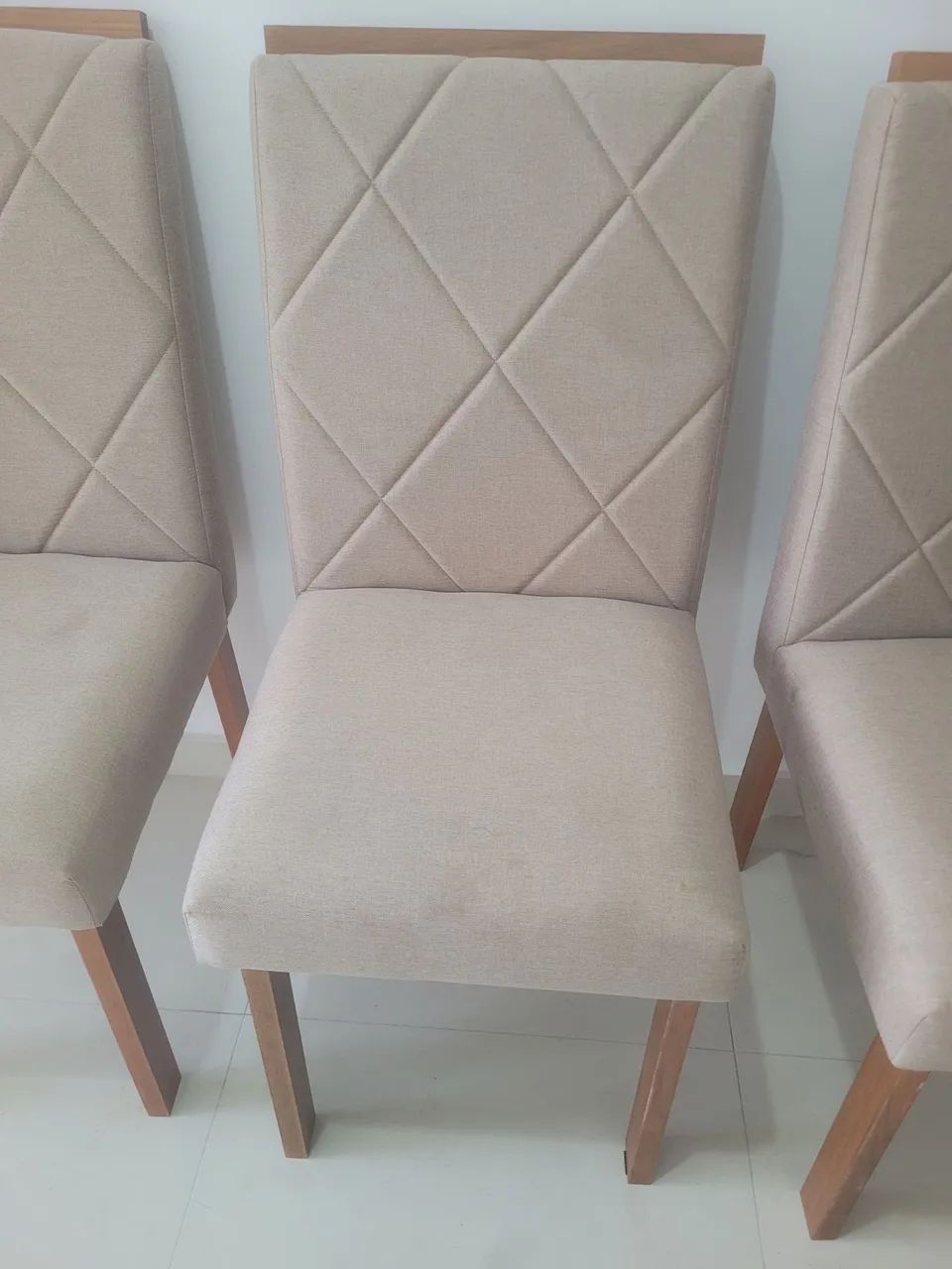 Mesa com 4 cadeiras perfeito estado - Foto 4