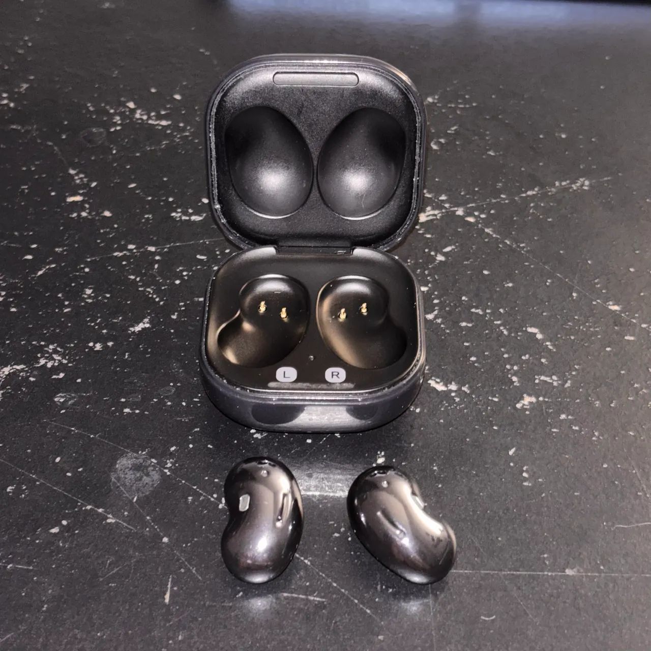 Samsung Galaxy Buds Live - Foto 2