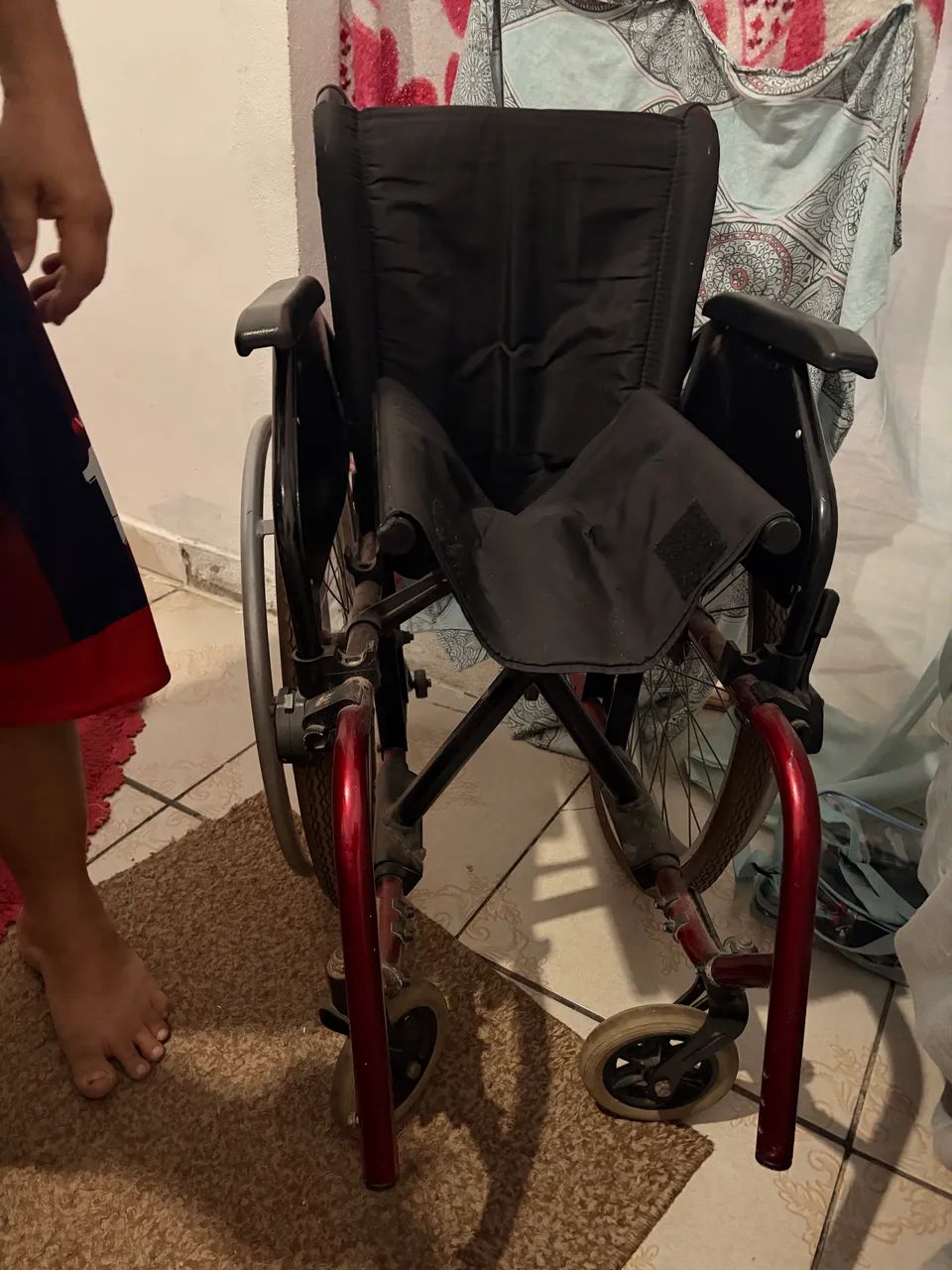 Cadeira de rodas  - Foto 2