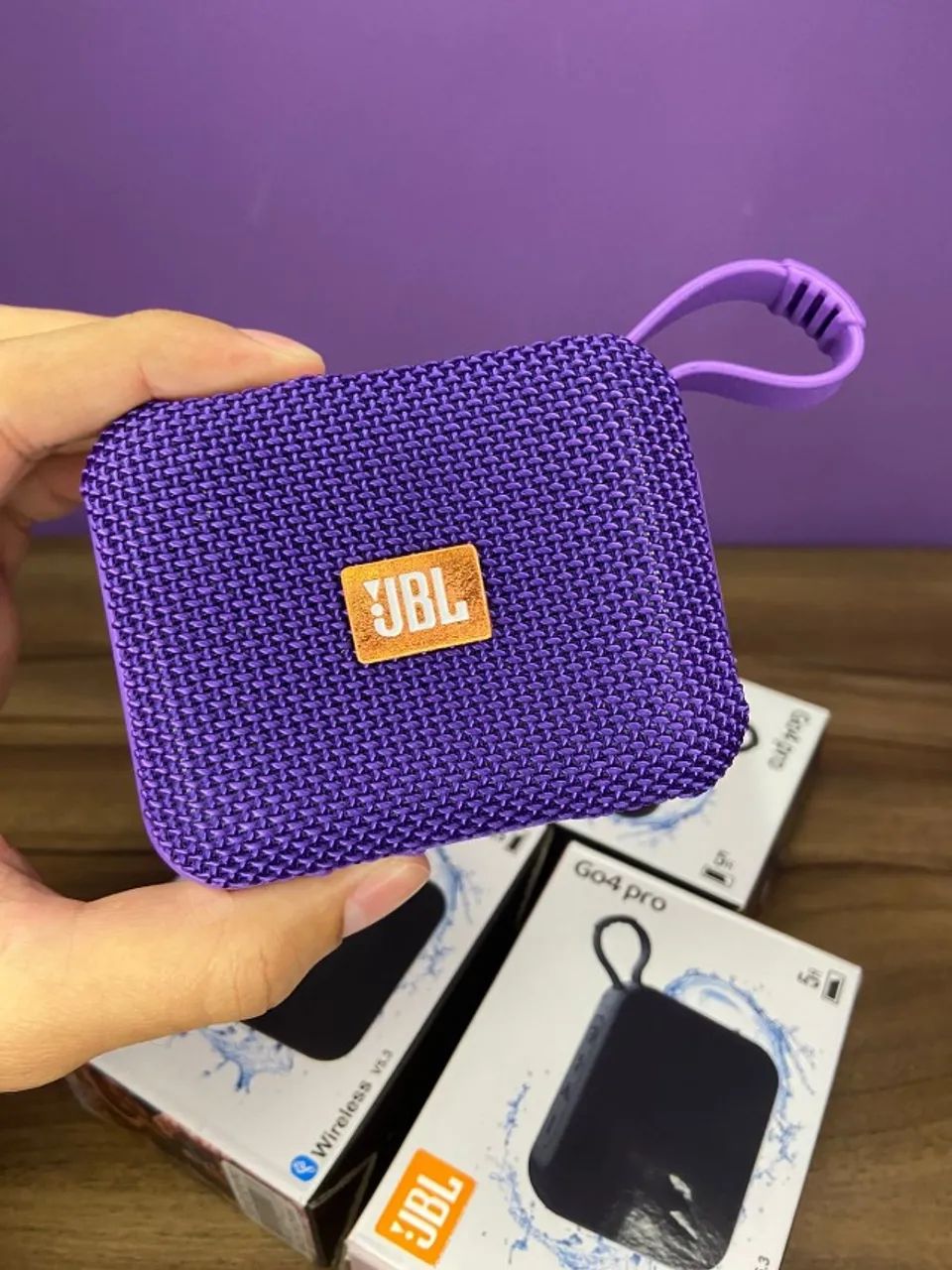 Caixa de Som Bluetooth GO4 Pro Portátil roxa an3