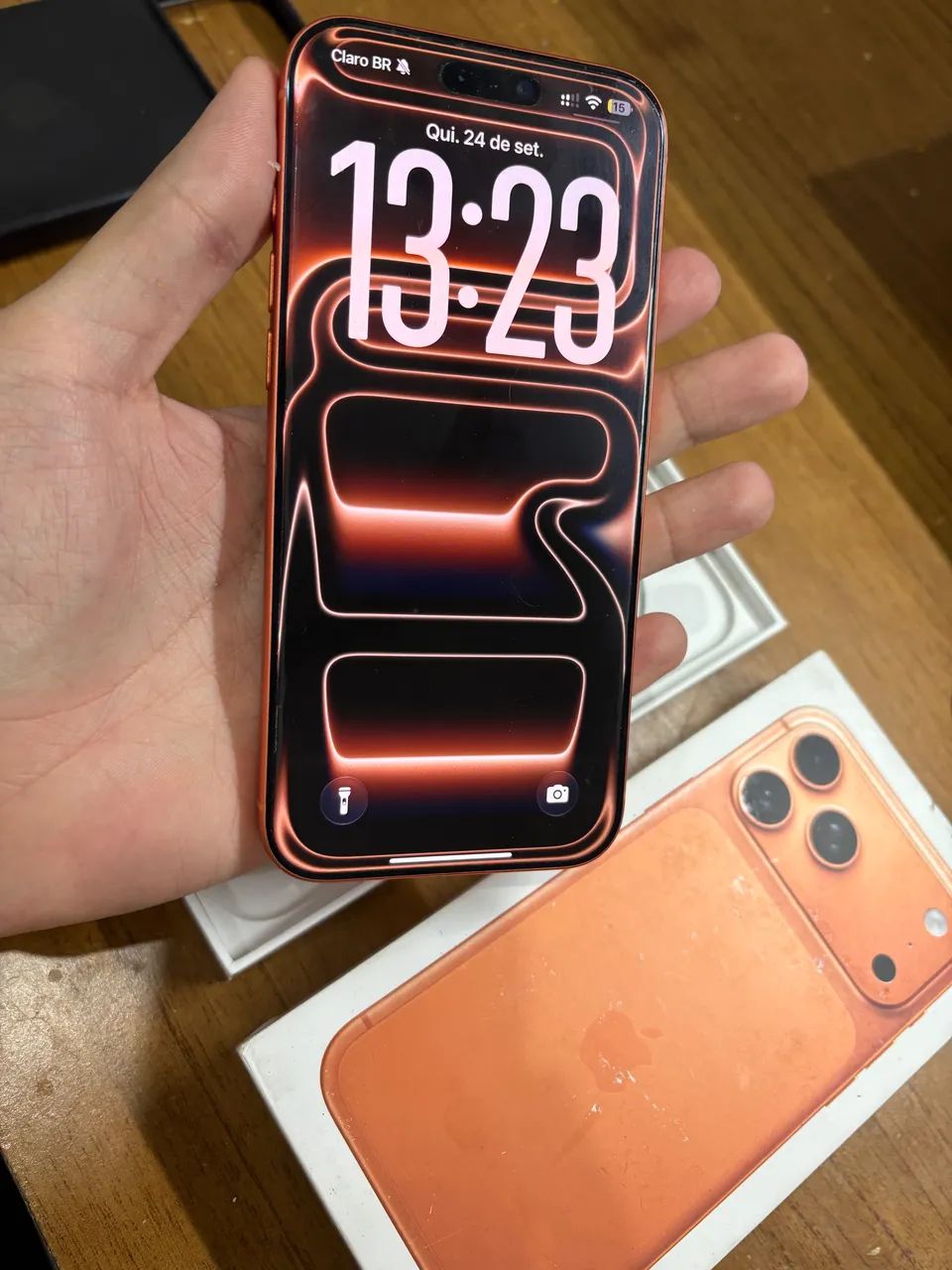 iPhone 17 Pro Max 256GB  Laranja Cósmico - Foto 2