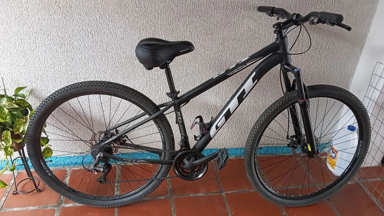 Vendo bicicleta aro 29 com NF. - Foto 4