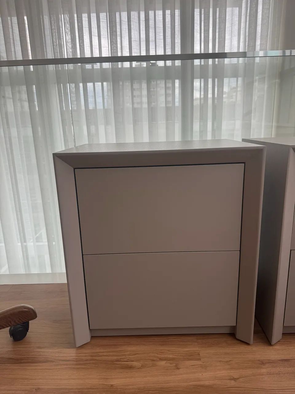 Vendo 2 mesas laterias em mdf - Foto 5
