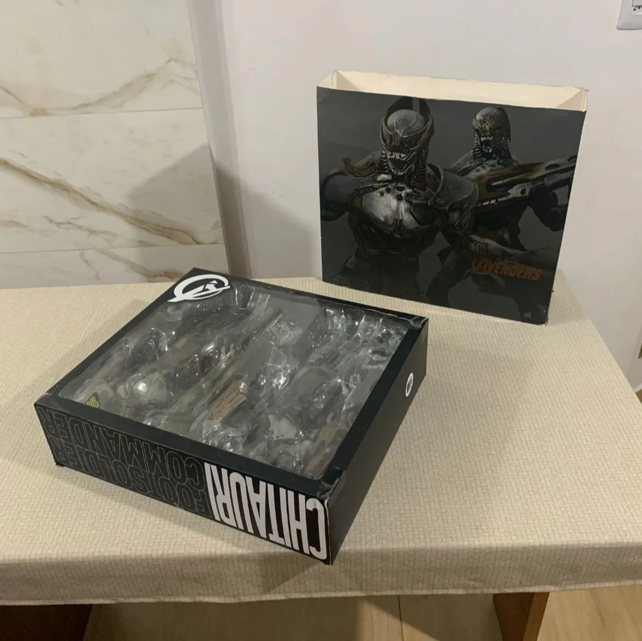 Hot toys 1/6 sideshow pack chitauri footsoldier e commander