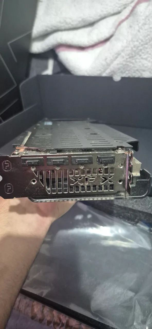 Placa de video RX 7900 GRE - Foto 3