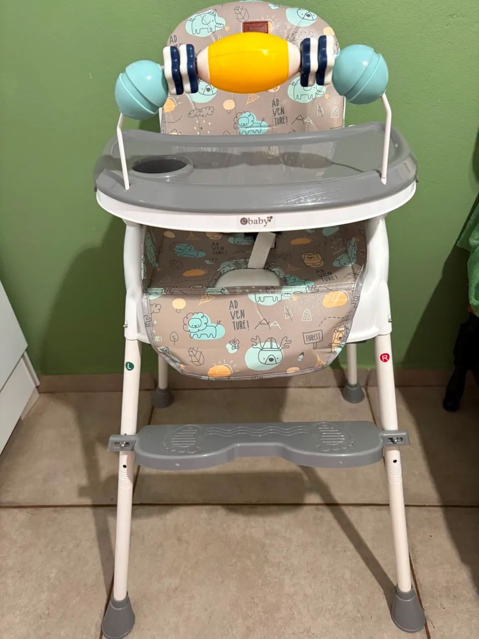 Cadeirinha de alimentação nova 