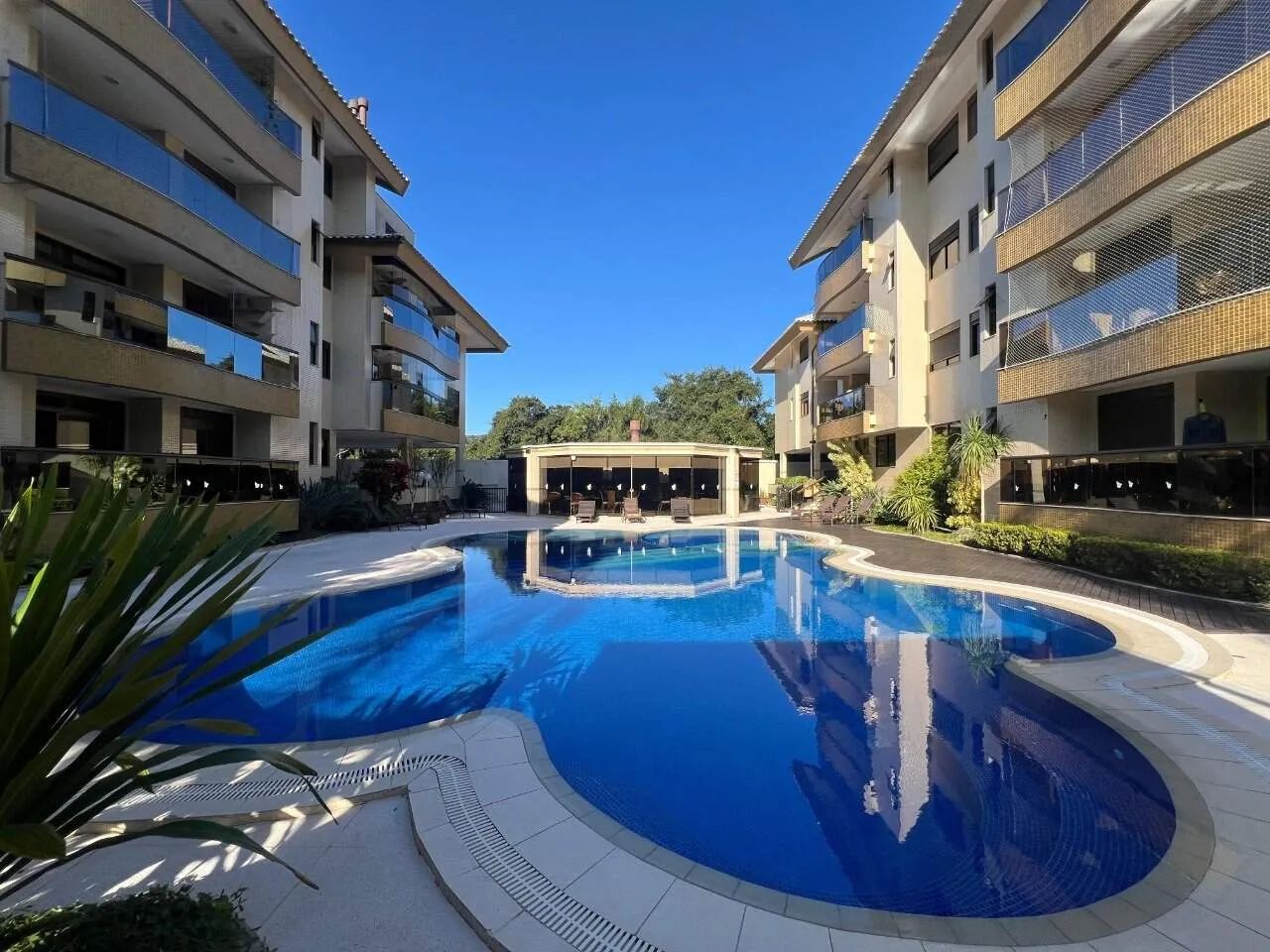 Venda | Apartamento 2 suítes + 2 vagas