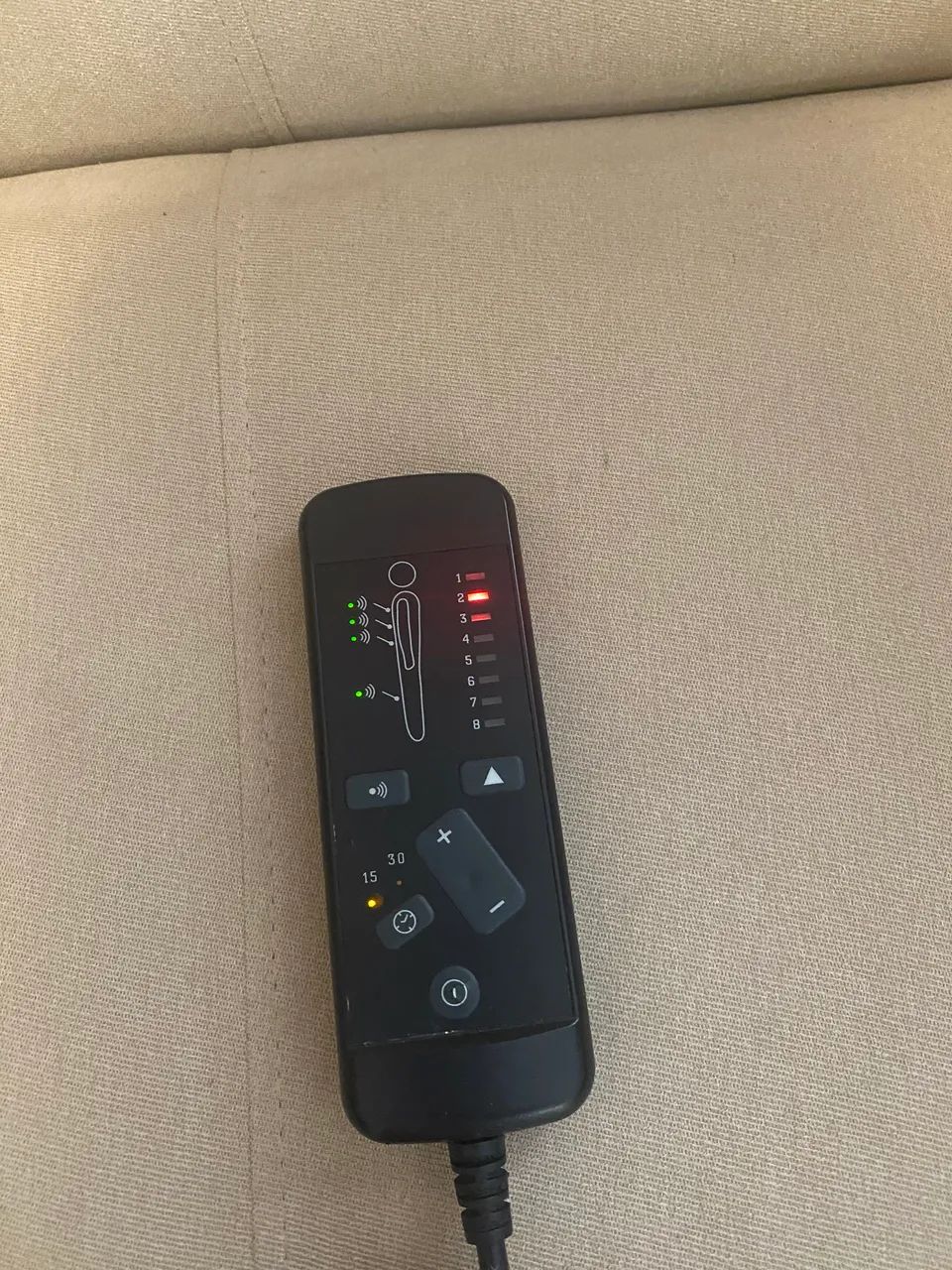 Cadeira reclinável  elétrica com elevação lift  - Foto 2