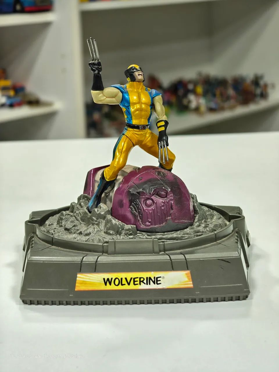 Boneco Wolverine Marvel Legends Titanium Series Diecast 2006 12cm