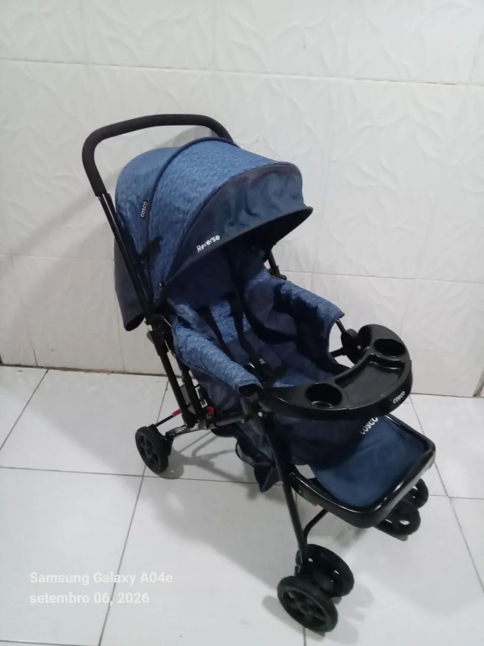 Carrinho de bebê cosco 