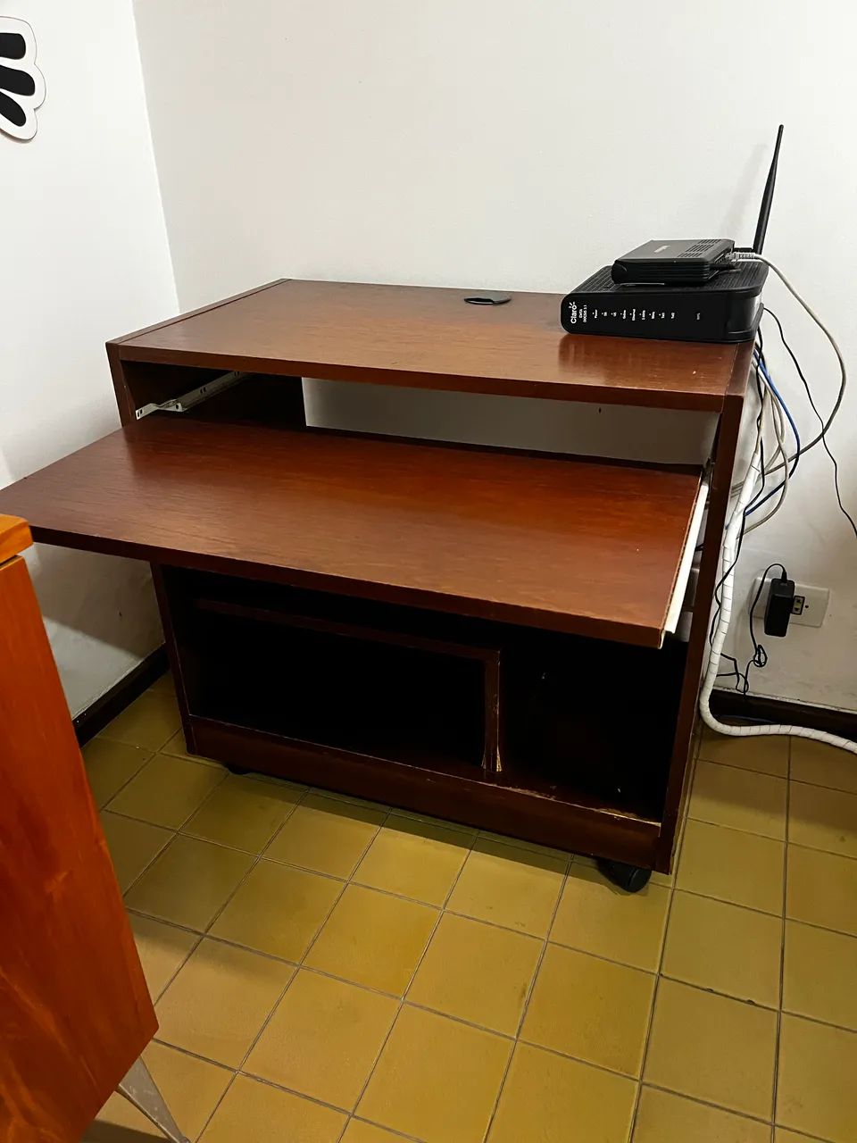 Mesa de computador 0,79x0,47x0,75