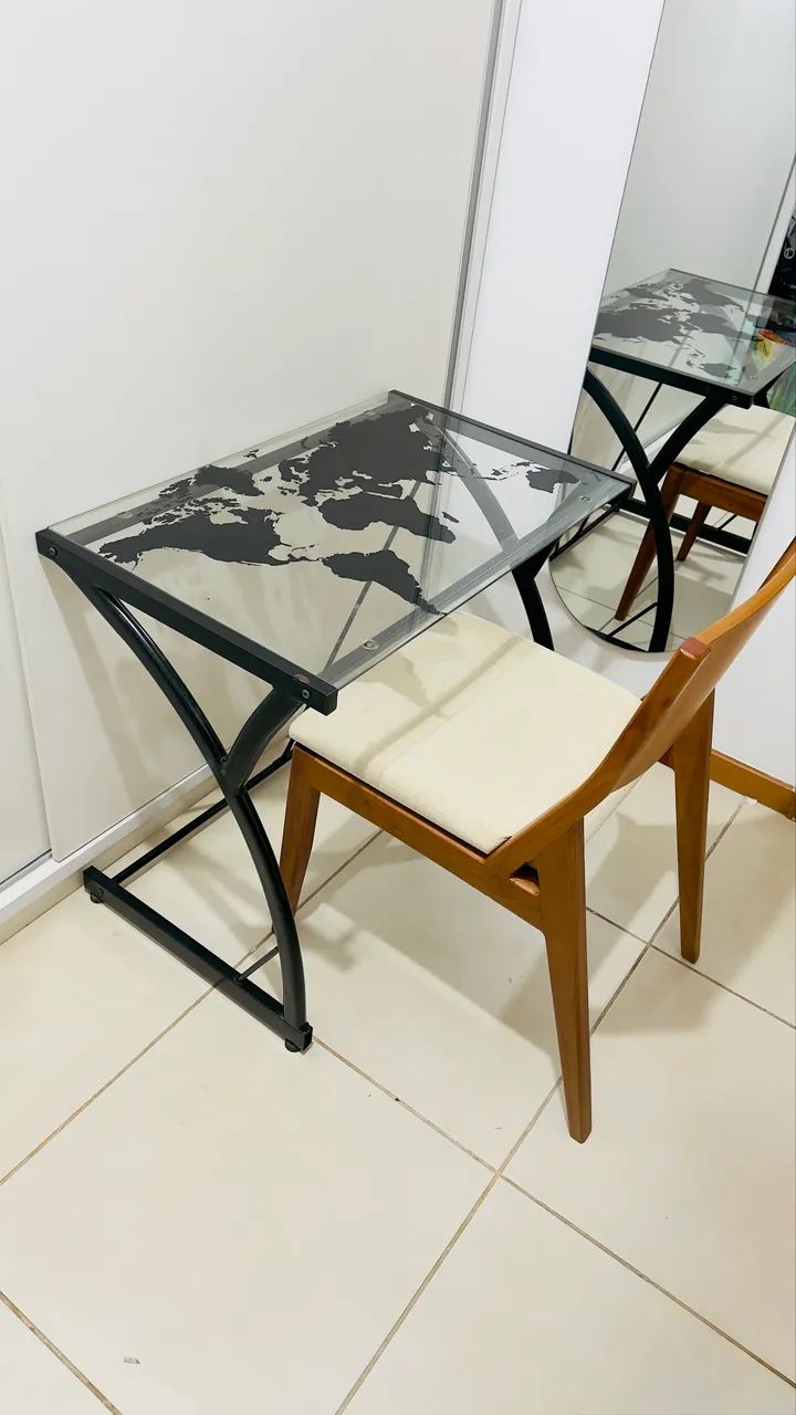 Mesa escrevaninha de vidro