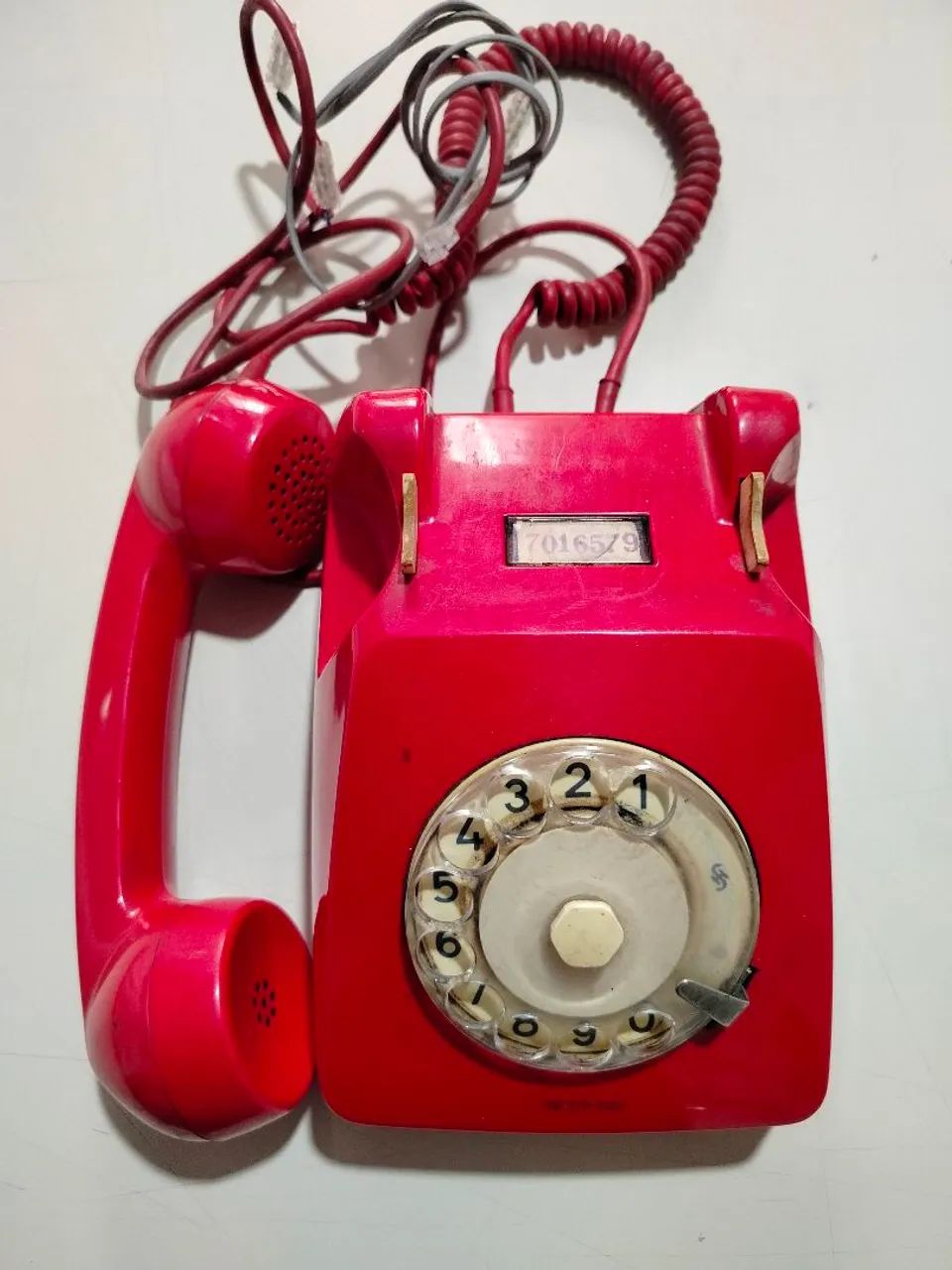 Telefone de disco antigo cor vermelho  - Foto 4
